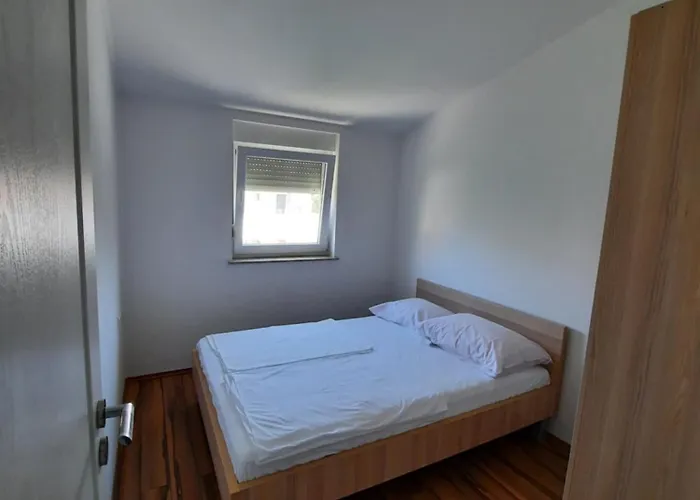 Maretic Apartman Mandre