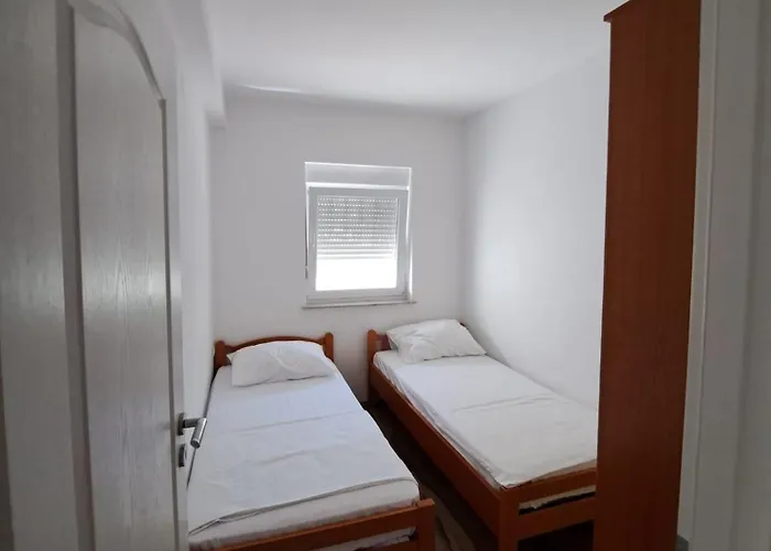 Apartman Maretic Mandre